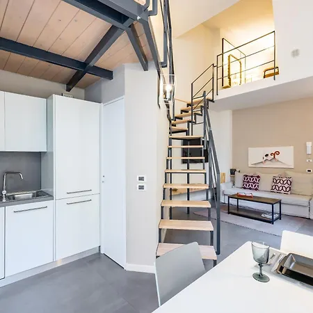 La Terrazza Nel Centro Di Con Parcheggio Privato * Nápoly