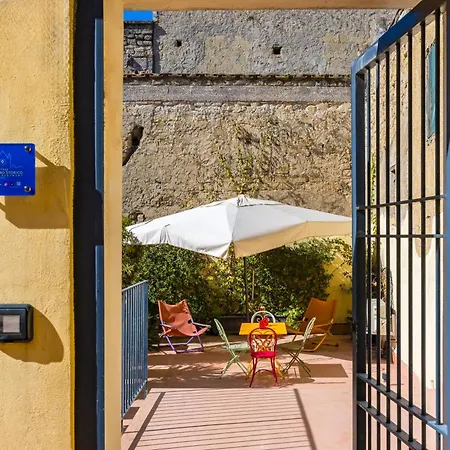 La Terrazza Nel Centro Di Con Parcheggio Privato * Neapel