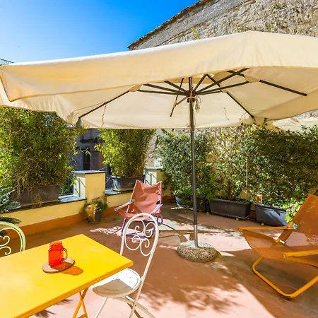 La Terrazza Nel Centro Di Con Parcheggio Privato *