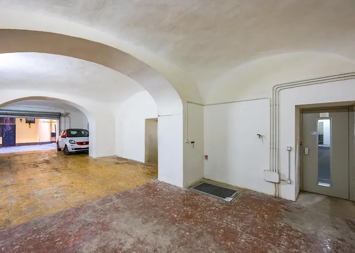 Lägenhet La Terrazza Nel Centro Di Con Parcheggio Privato *