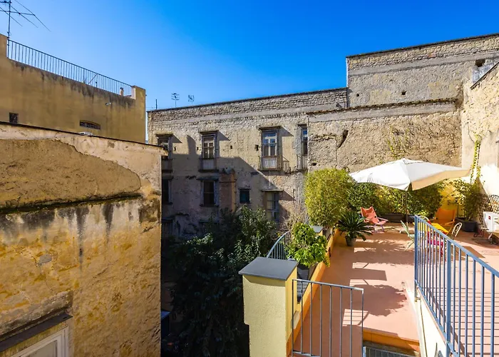 La Terrazza Nel Centro Di Con Parcheggio Privato Lägenhet Neapel