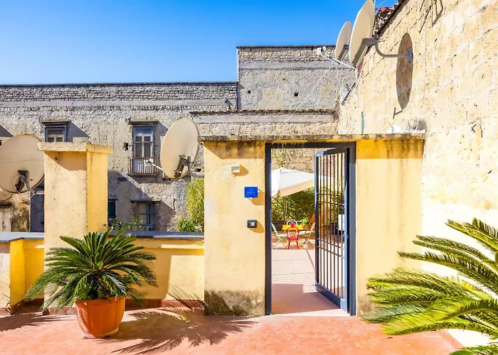 La Terrazza Nel Centro Di Con Parcheggio Privato Neapel