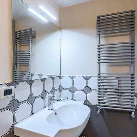 Appartement La Terrazza Nel Centro Di Con Parcheggio Privato